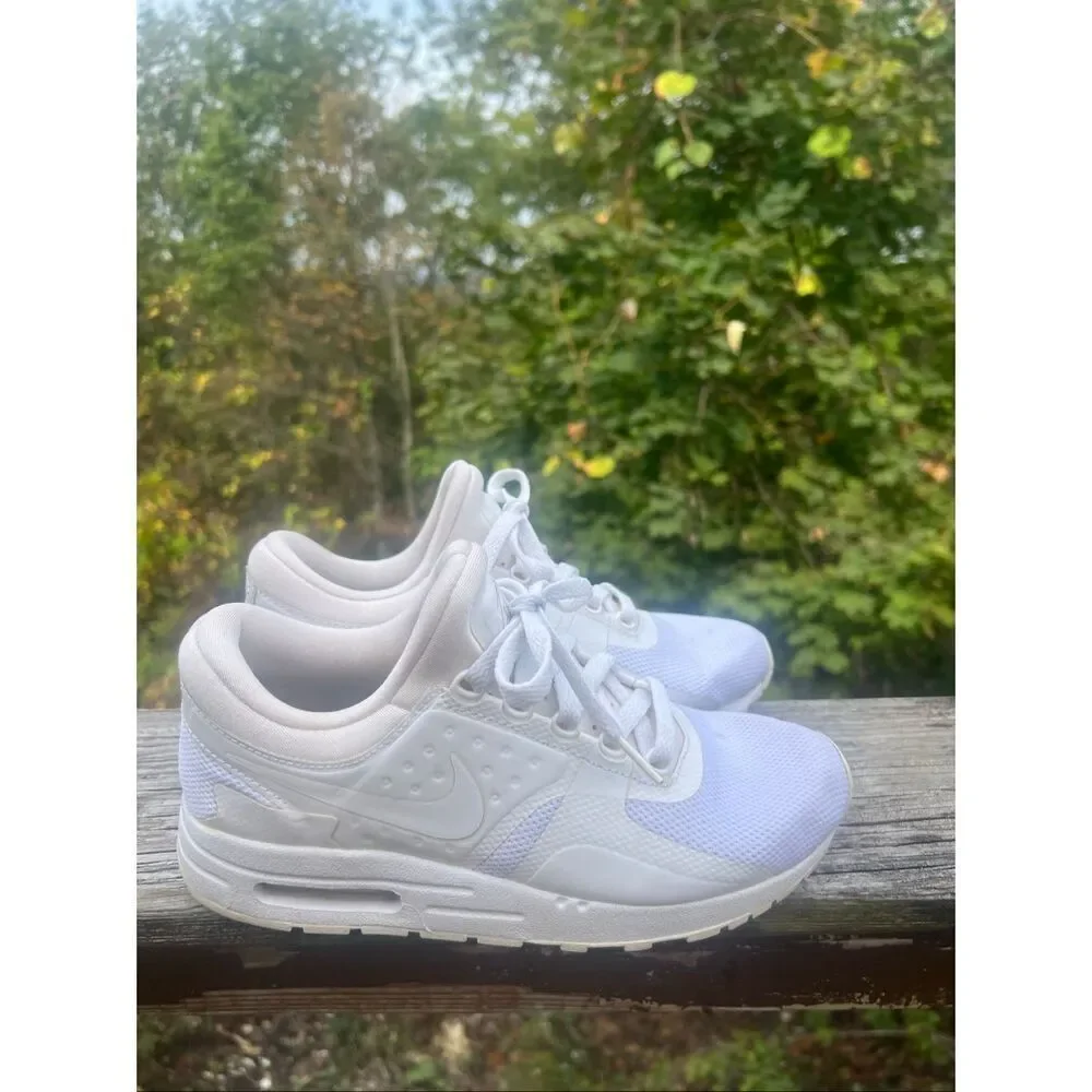 Nike Air Max  Youth Zero Essential White/Bone Running Shoes Sz 6 Y 881224-100